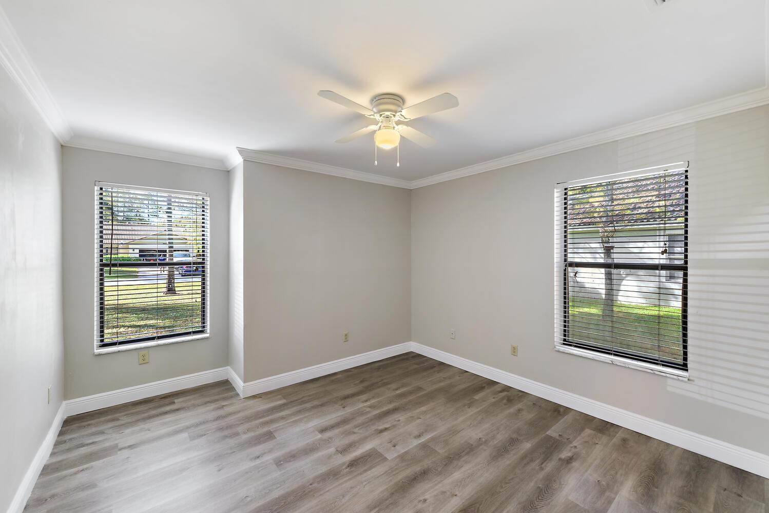 SUGAR POND MANOR OF WELLI - Residential Lease