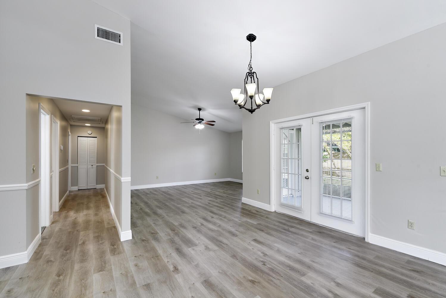 SUGAR POND MANOR OF WELLI - Residential Lease