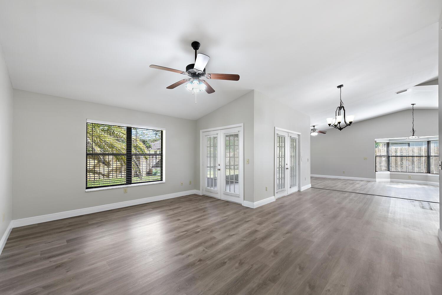 SUGAR POND MANOR OF WELLI - Residential Lease