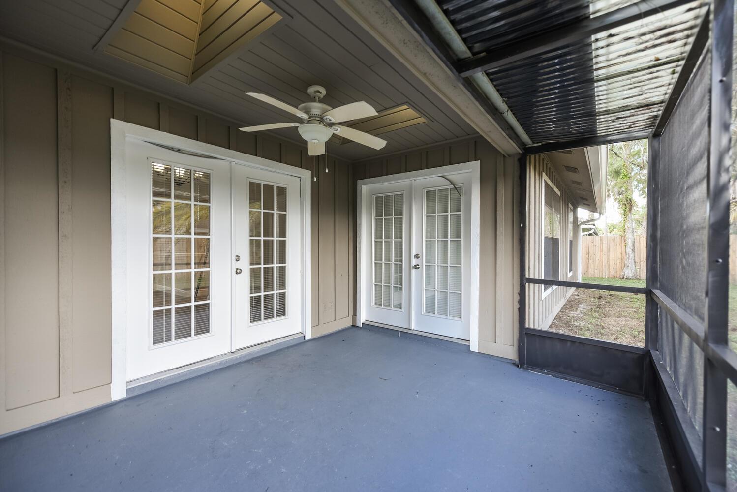 SUGAR POND MANOR OF WELLI - Residential Lease