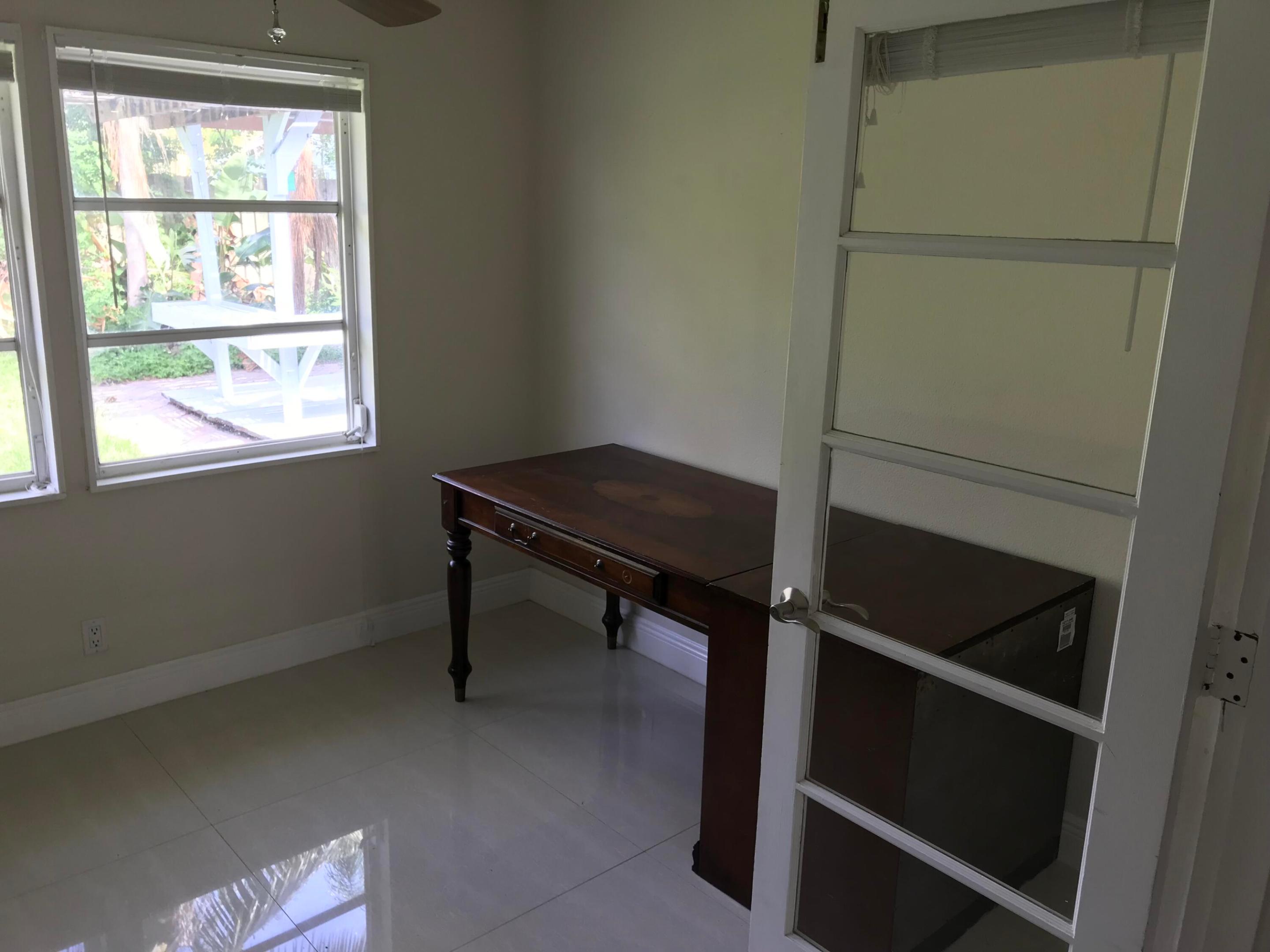 CRESTVIEW - Residential