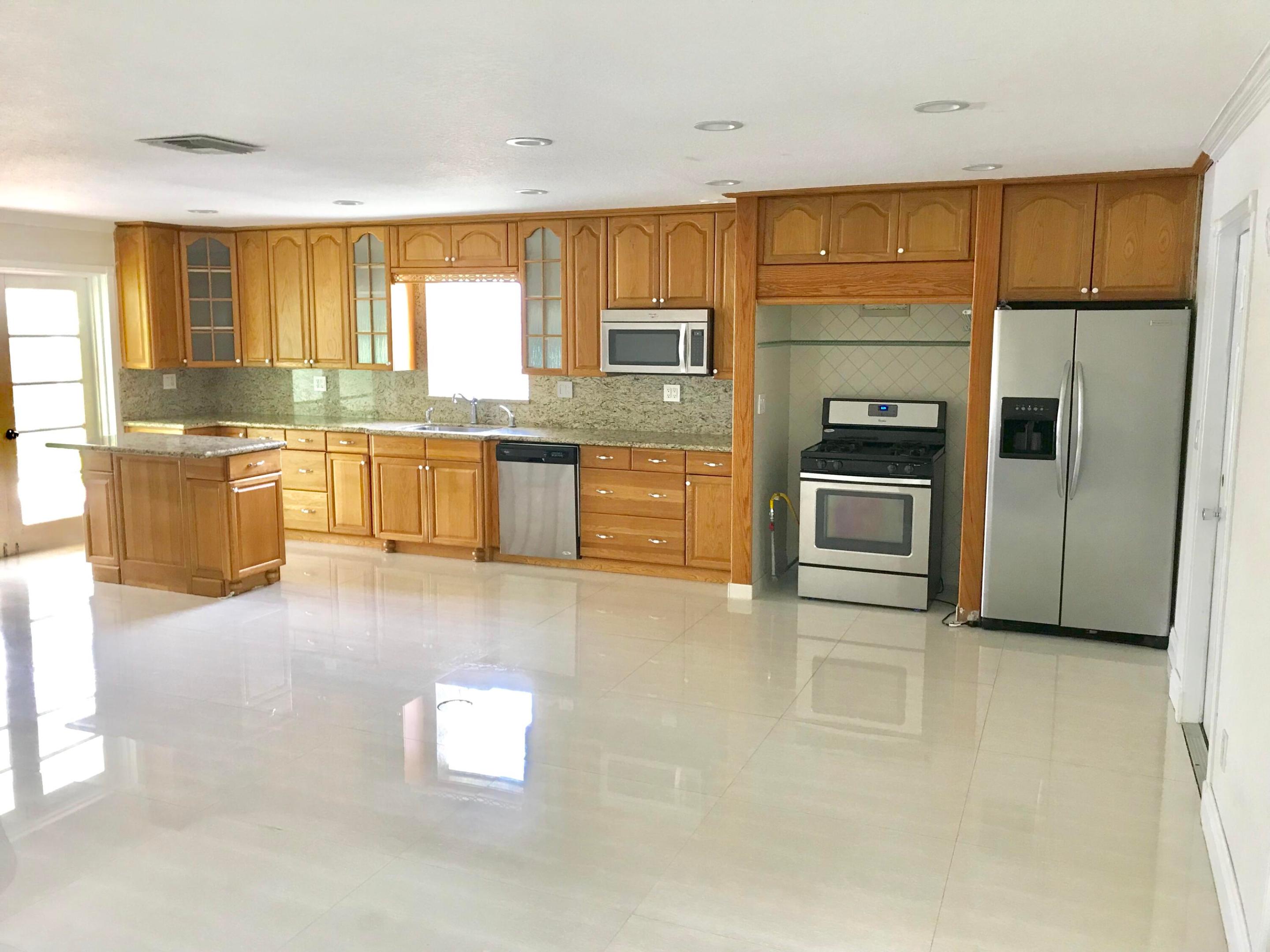 CRESTVIEW - Residential