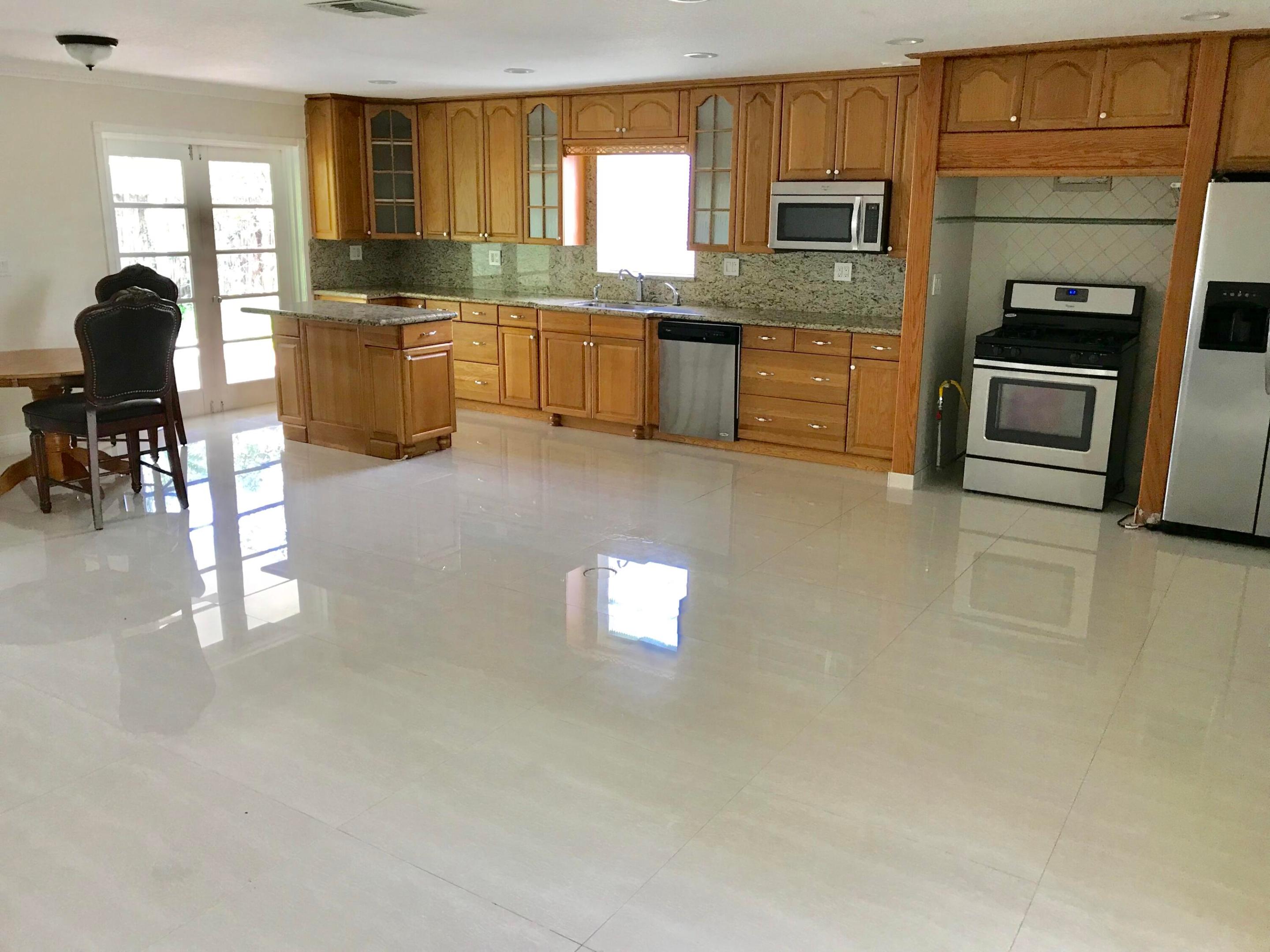 CRESTVIEW - Residential