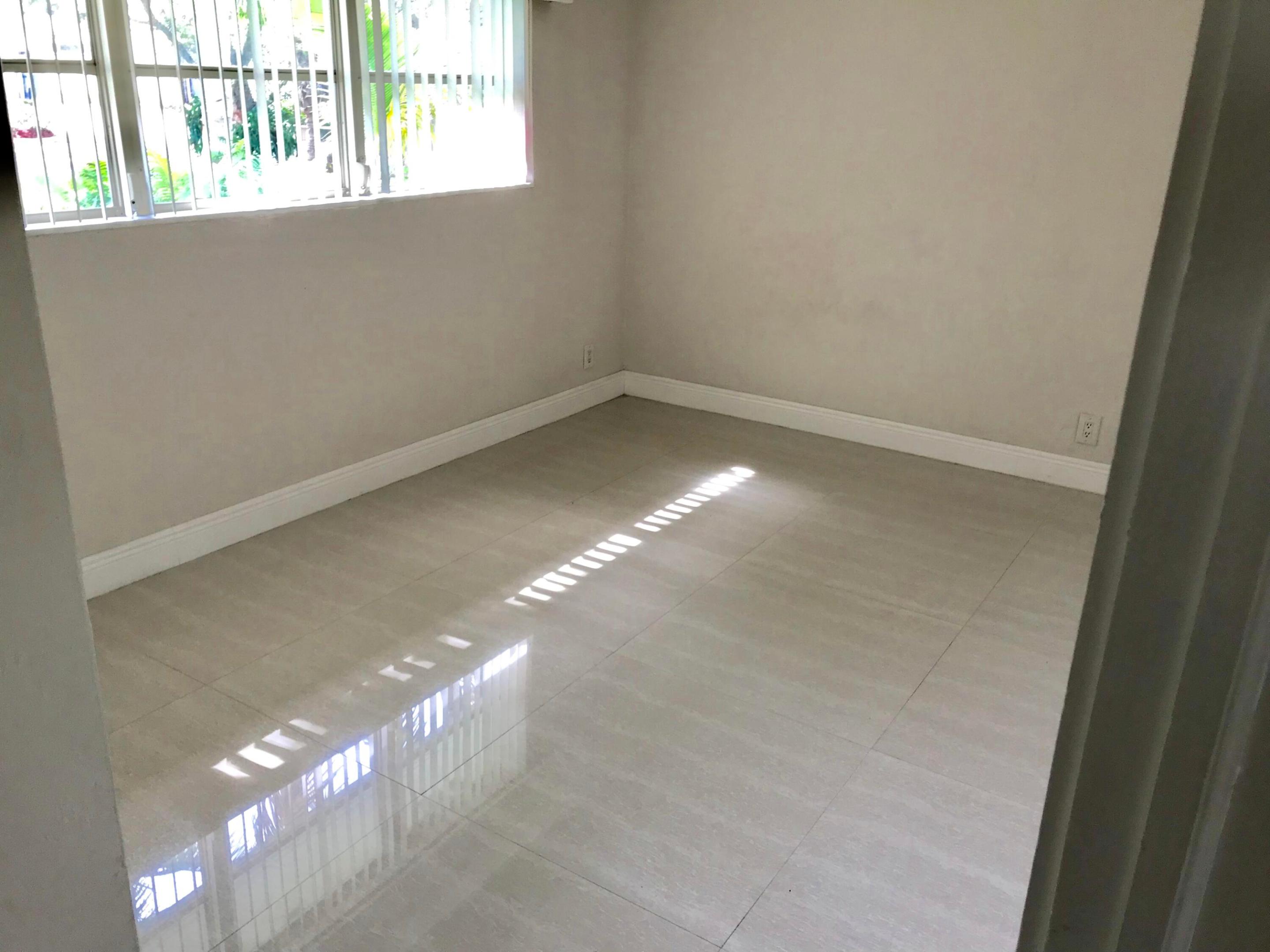 CRESTVIEW - Residential