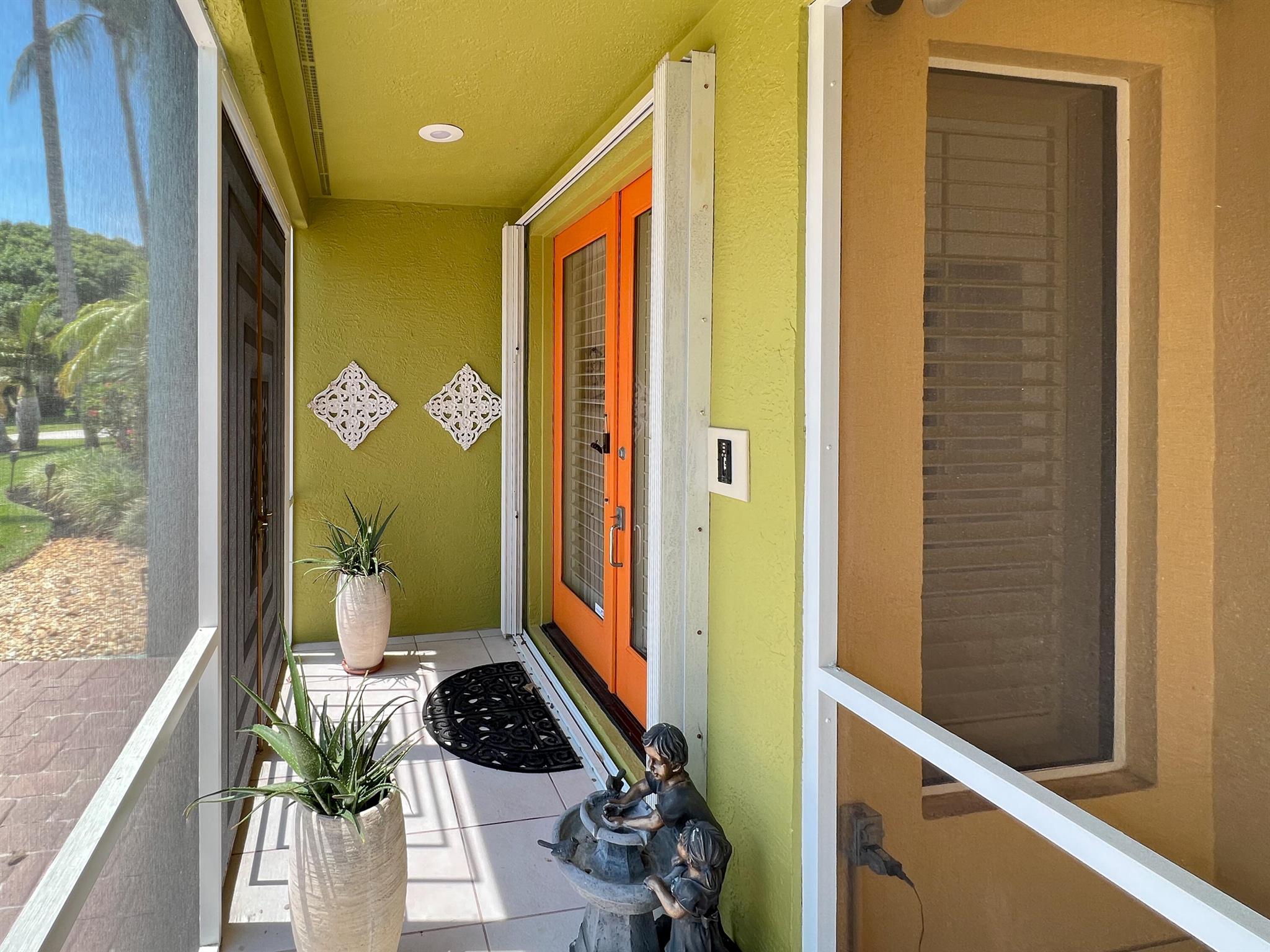 MARINA BAY - Residential