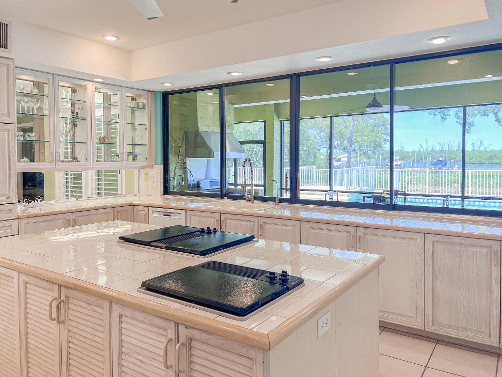 MARINA BAY - Residential