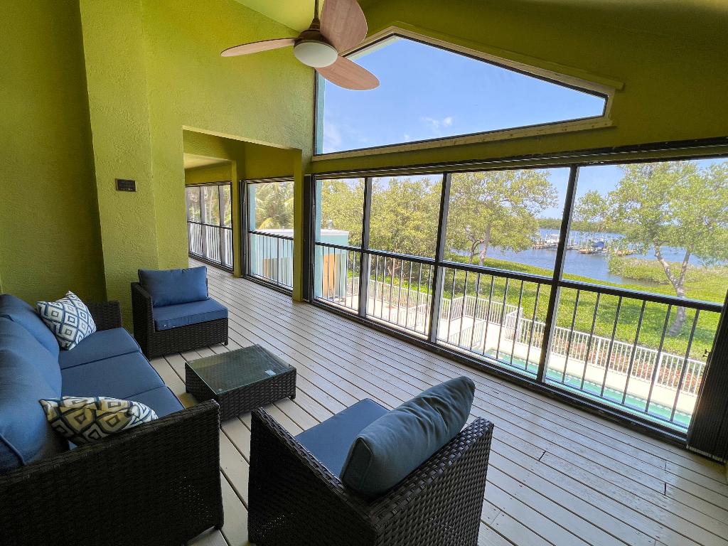 MARINA BAY - Residential