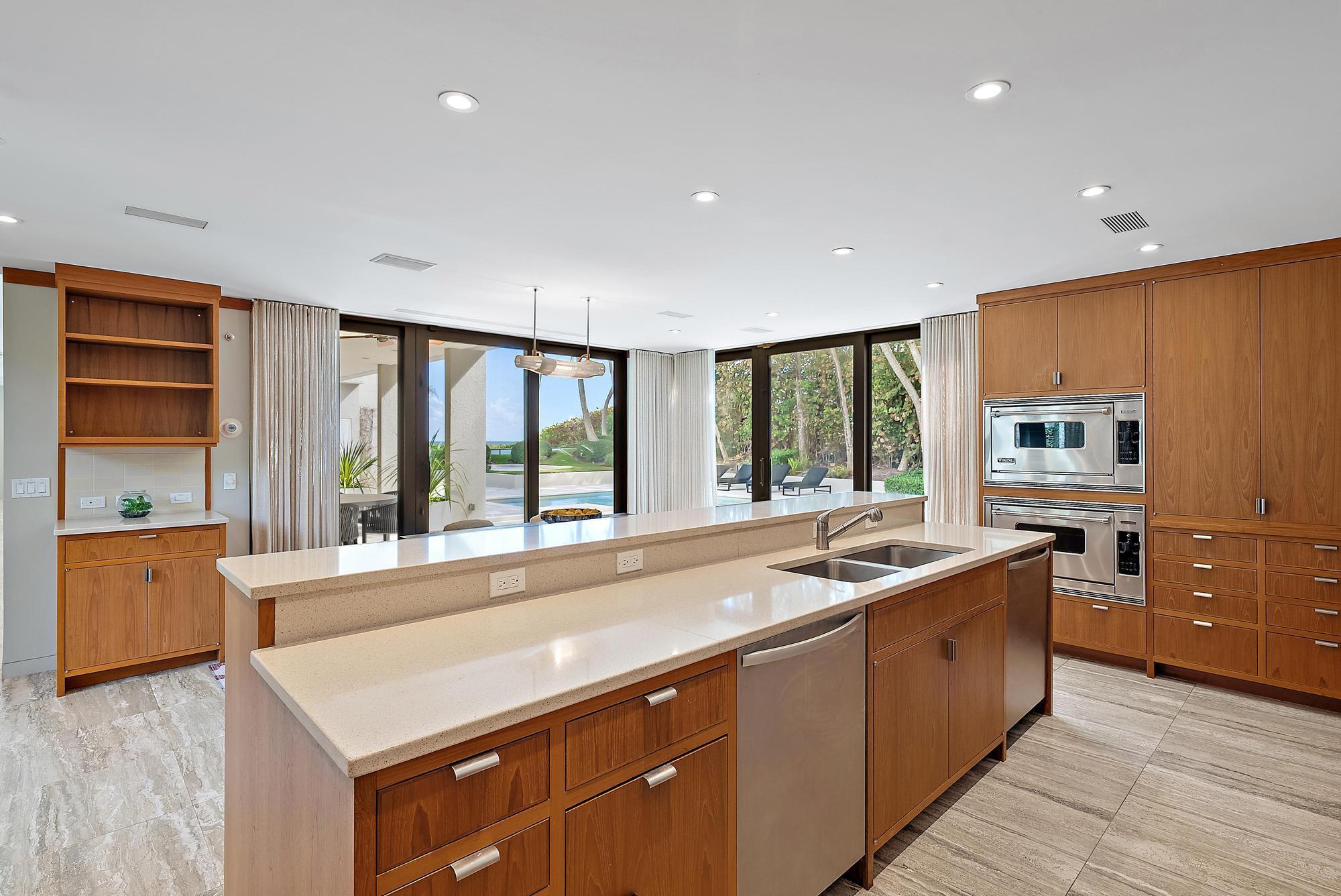 MANANA ESTATES 3 - Residential Lease