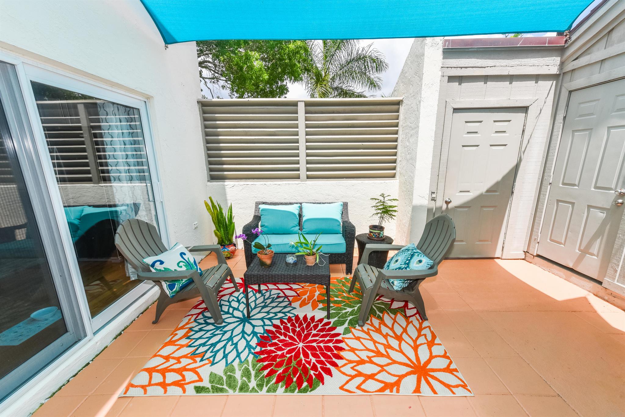 SEA LOFTERS CONDO - Residential