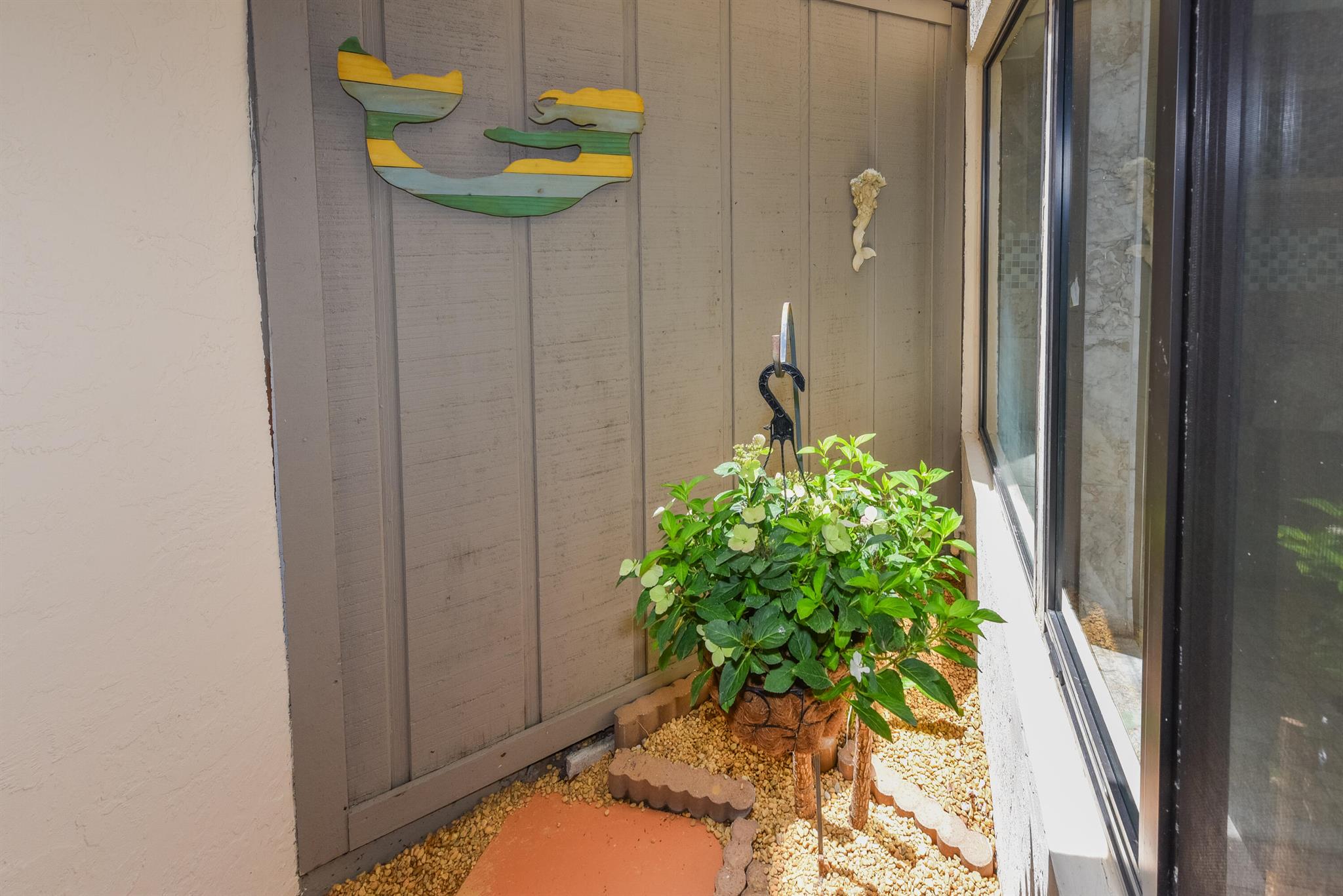 SEA LOFTERS CONDO - Residential