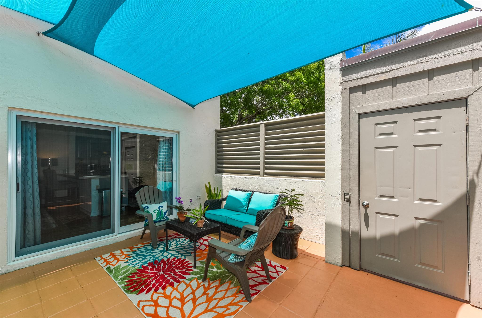 SEA LOFTERS CONDO - Residential