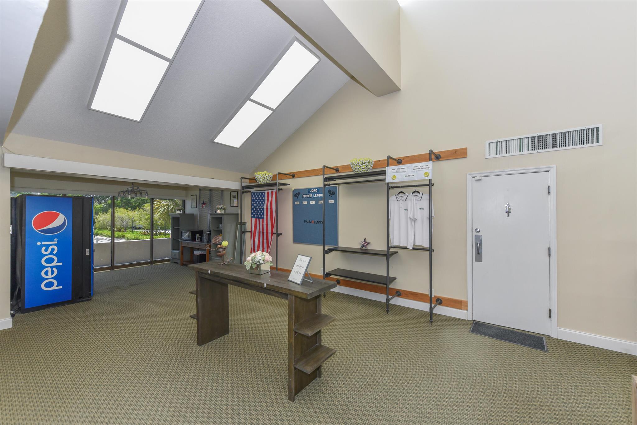 SEA LOFTERS CONDO - Residential