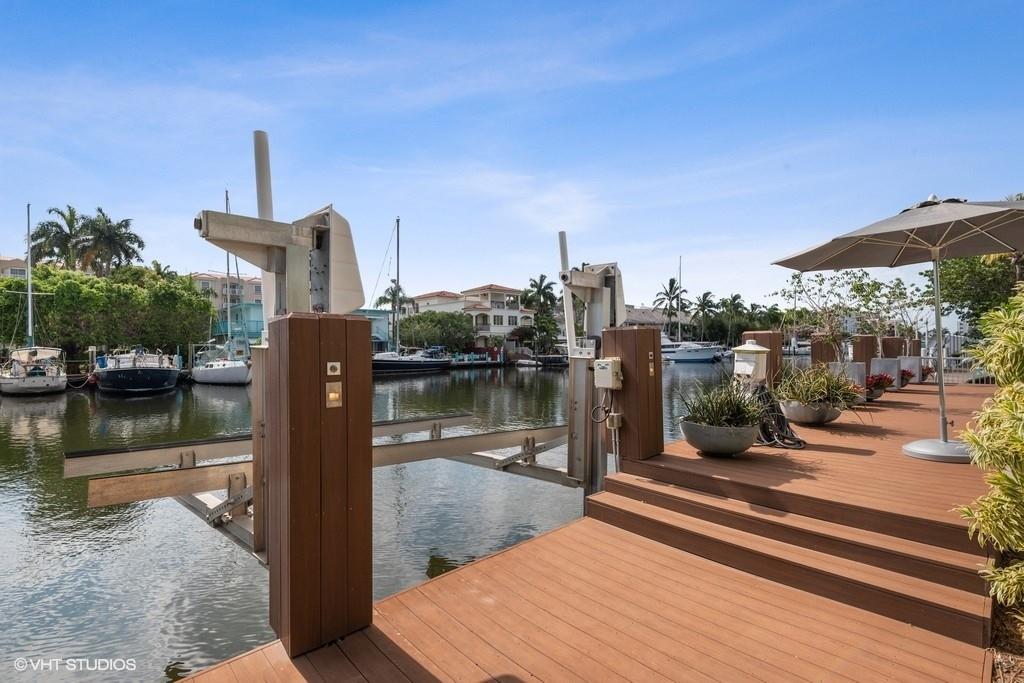 Victoria Isles 15-67 B - Residential