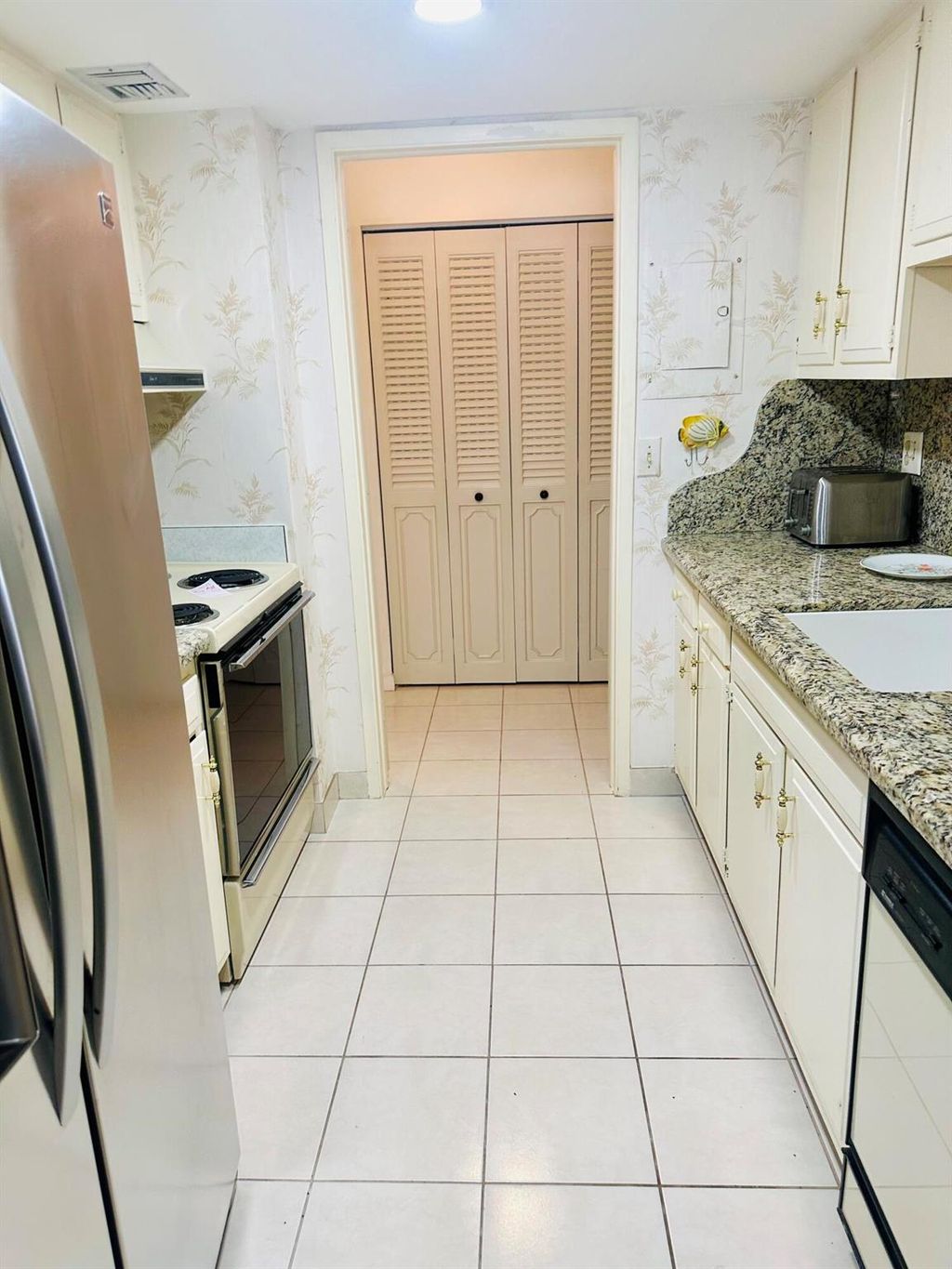 Photo of 2121 N Ocean 201w Boulevard #201w, Boca Raton, FL 33431 (MLS # R11034981)