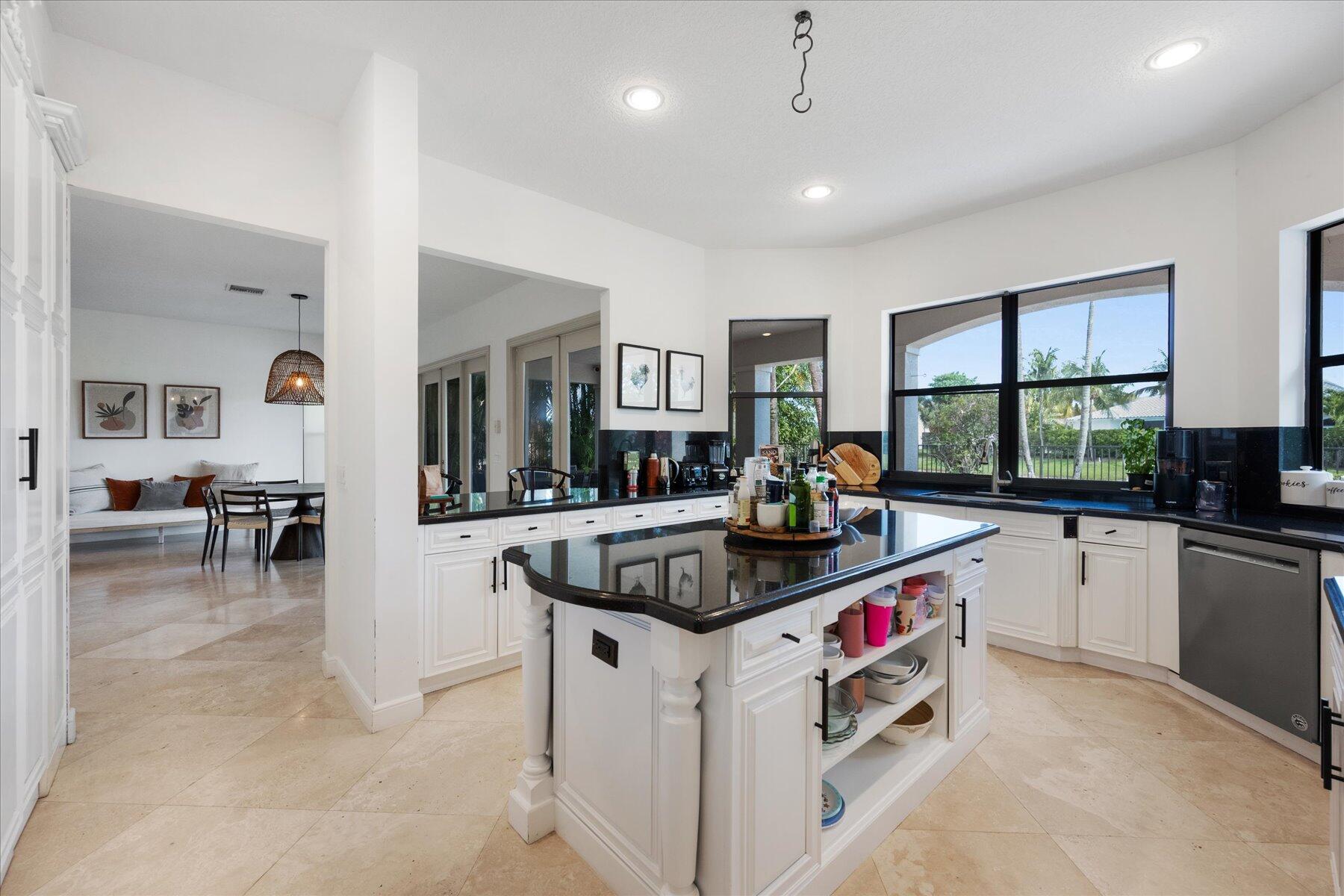 ISLES AT WELLINGTON 4 - Residential Lease