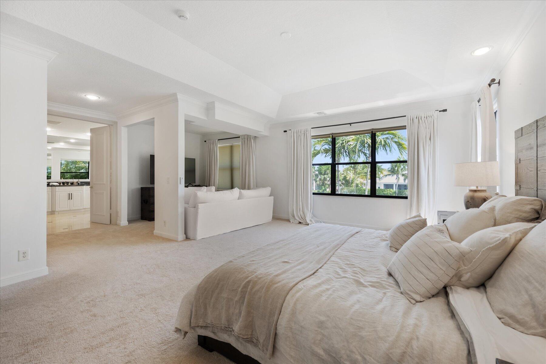 ISLES AT WELLINGTON 4 - Residential Lease