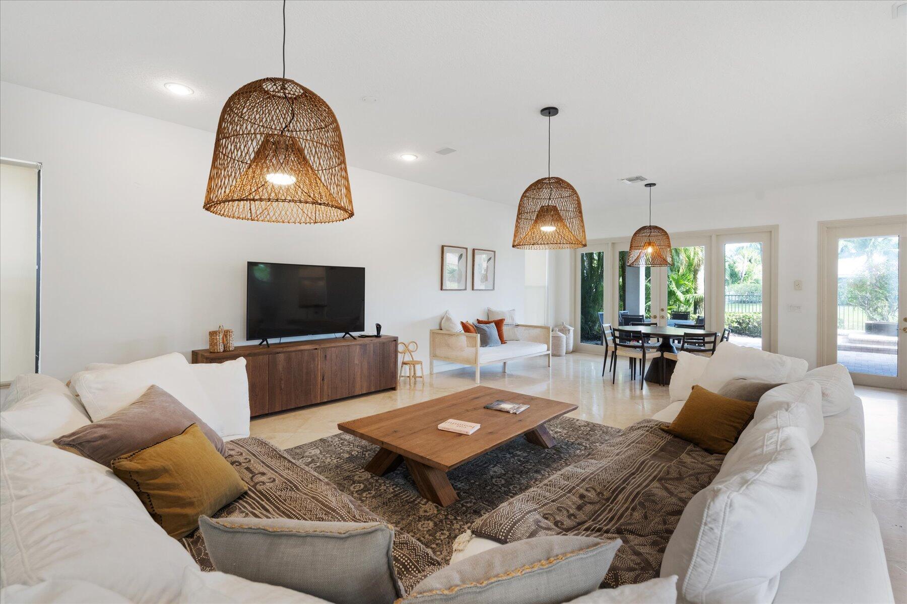 ISLES AT WELLINGTON 4 - Residential Lease