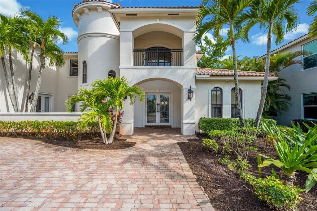Photo of 11640 S Sea Court, Wellington, FL 33449 (MLS # R11168311)