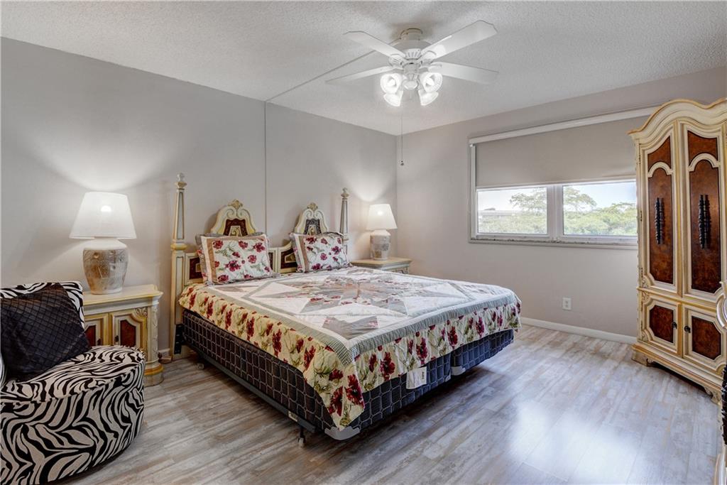WYNMOOR VILLAGE - Residential