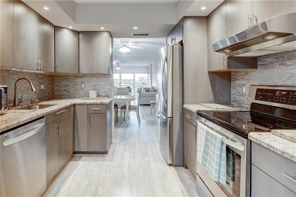 WYNMOOR VILLAGE - Residential