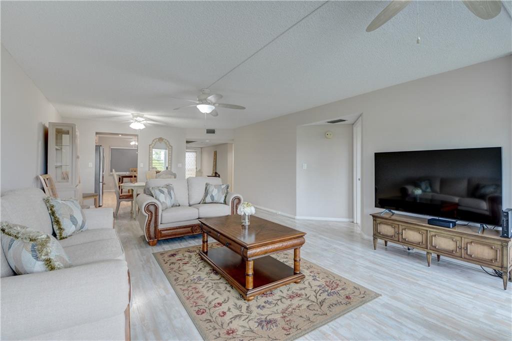 WYNMOOR VILLAGE - Residential