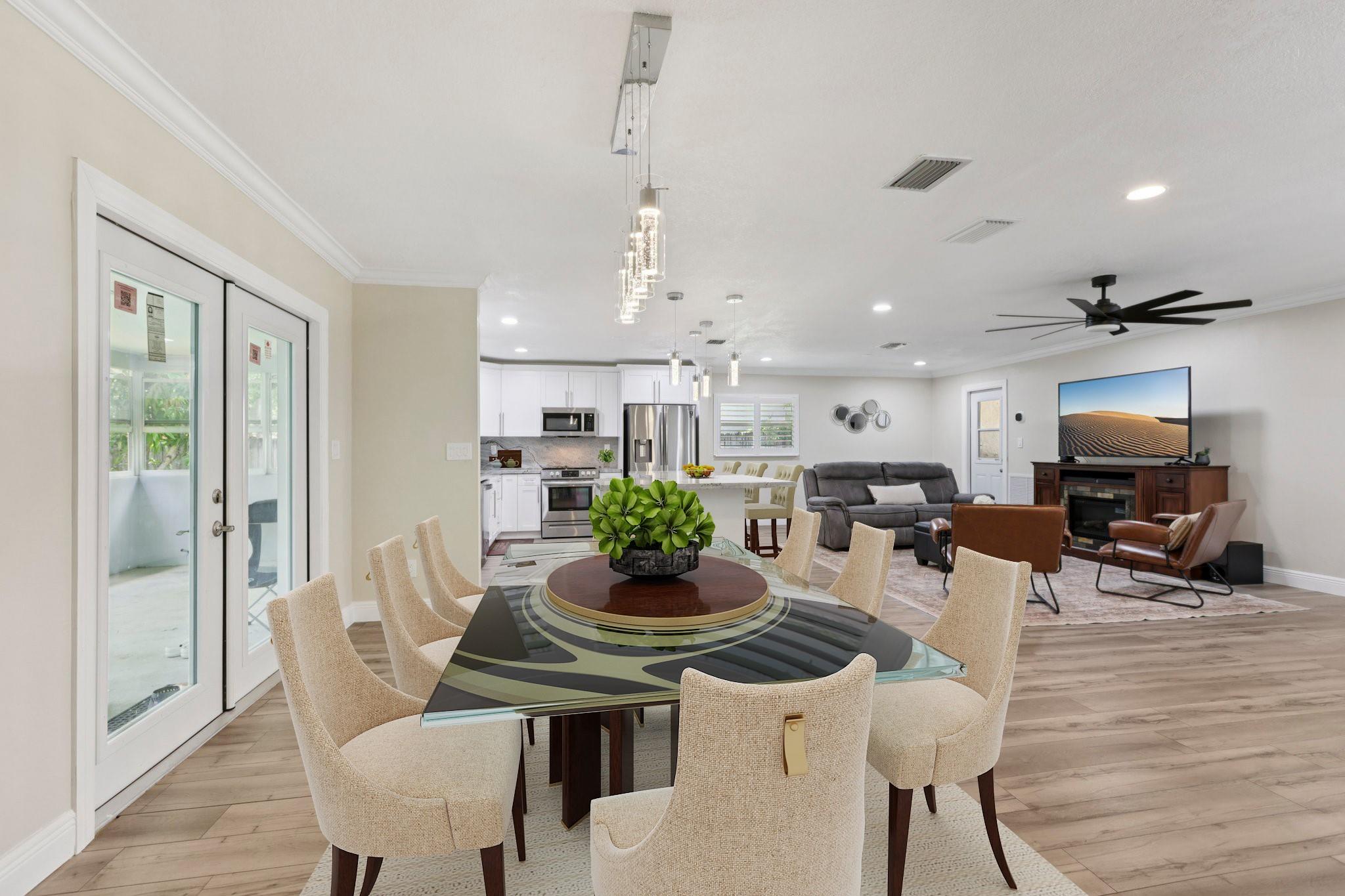 7820 NW 45th St