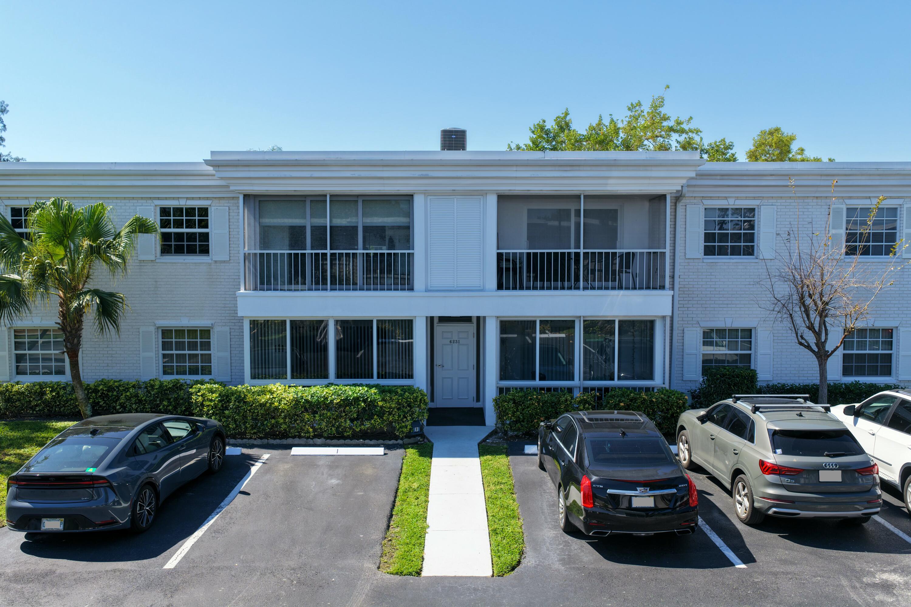 BAY COLONY CLUB CONDO - Residential Lease