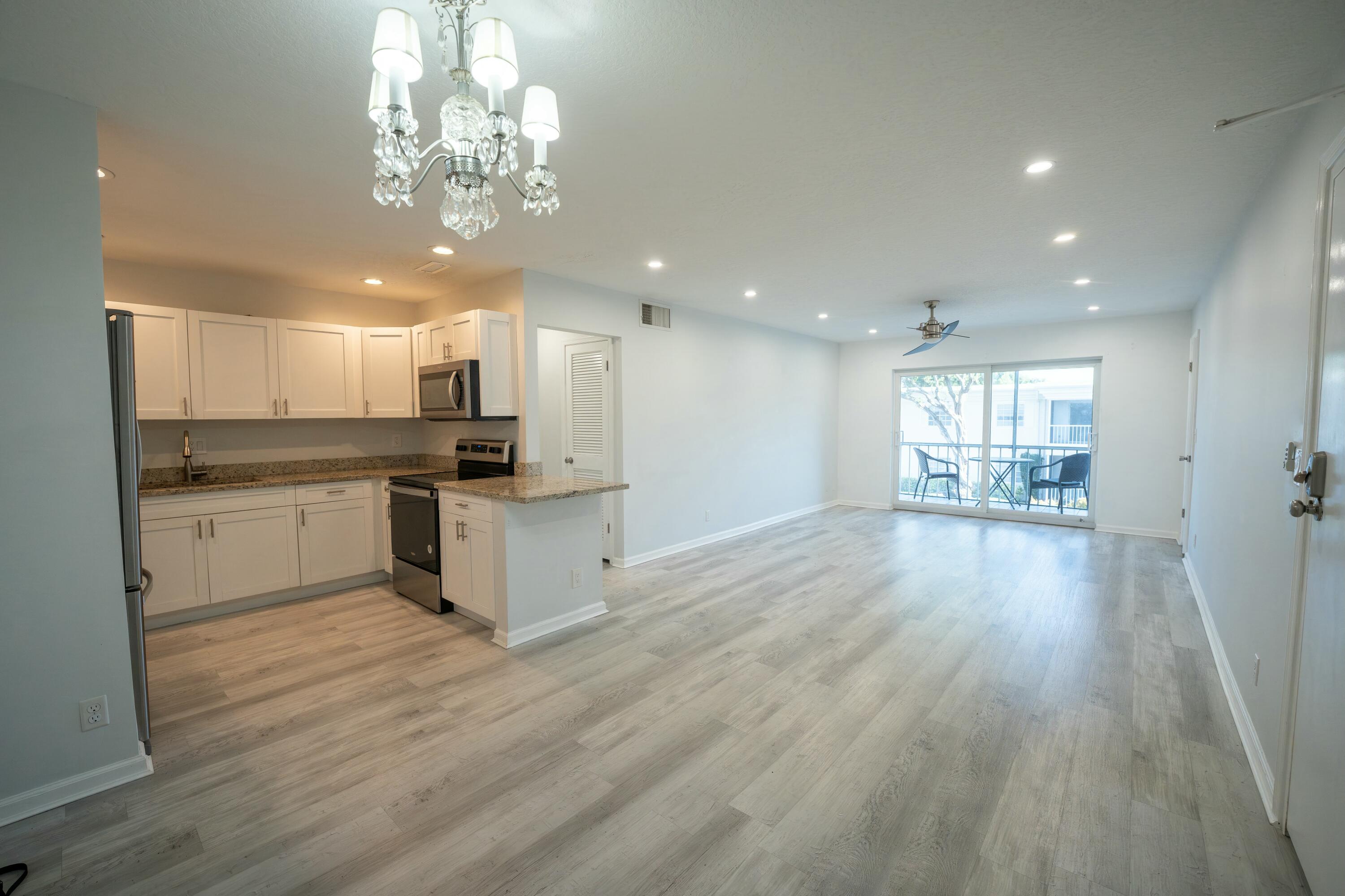 BAY COLONY CLUB CONDO - Residential Lease