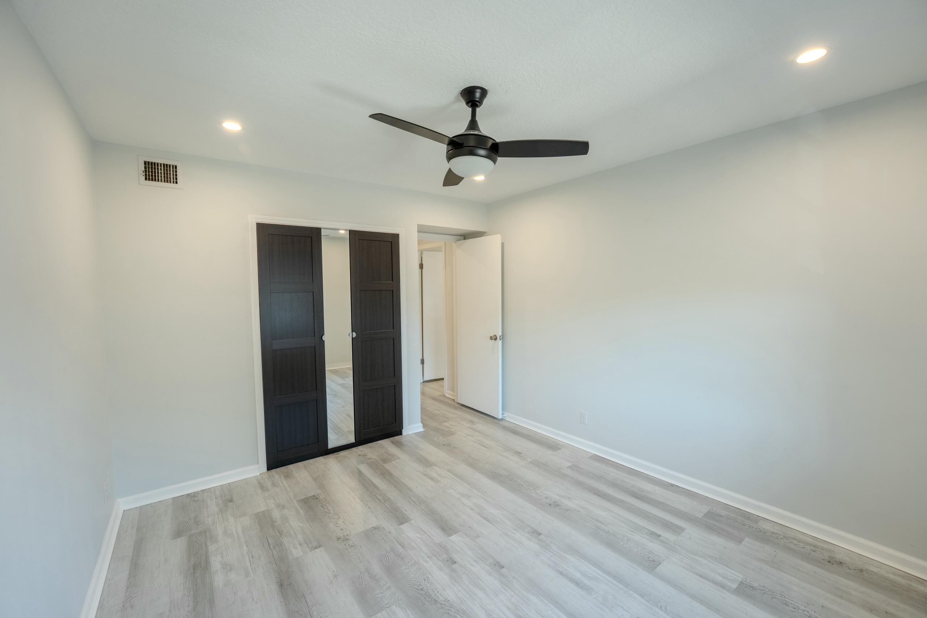 BAY COLONY CLUB CONDO - Residential Lease