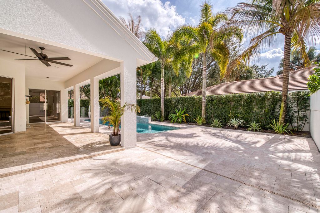 Photo of 6163 Winding Lake Drive, Jupiter, FL 33458 (MLS # R11166437)