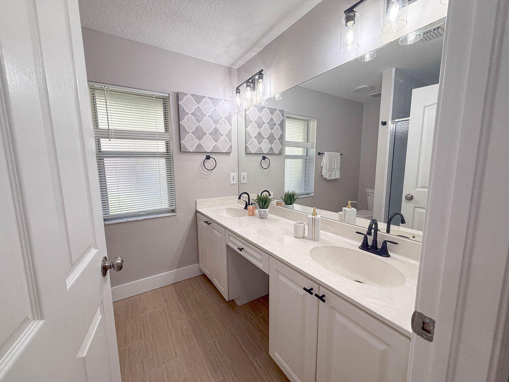 SUGAR POND MANOR OF WELLINGTONLT 67 BLK 51 - Residential Lease