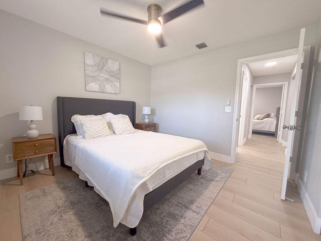 SUGAR POND MANOR OF WELLINGTONLT 67 BLK 51 - Residential Lease