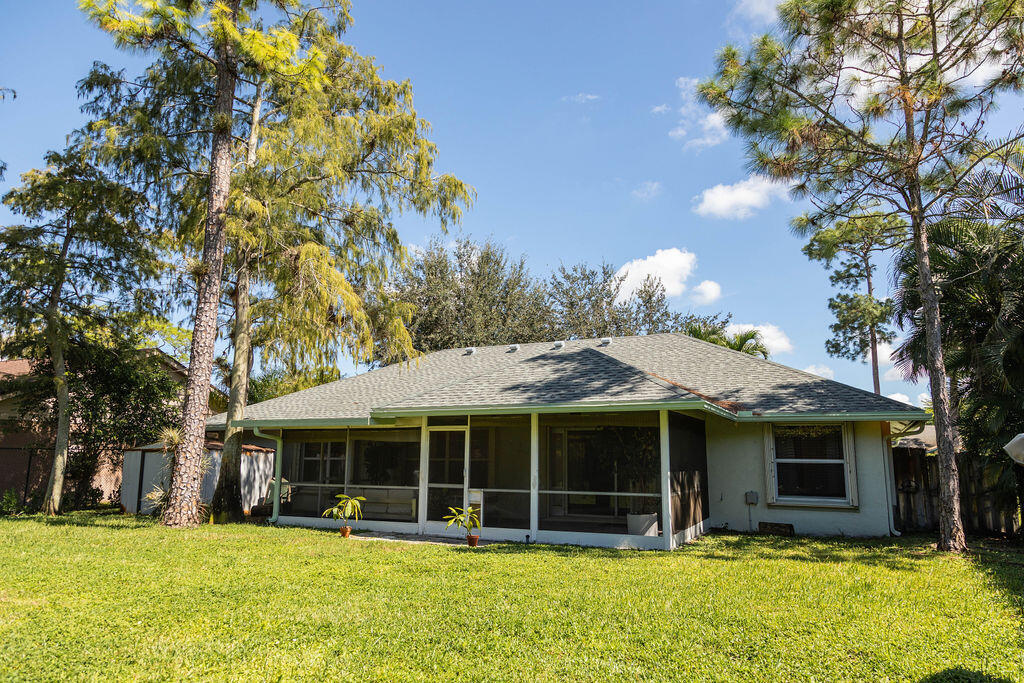 SUGAR POND MANOR OF WELLINGTONLT 67 BLK 51 - Residential Lease