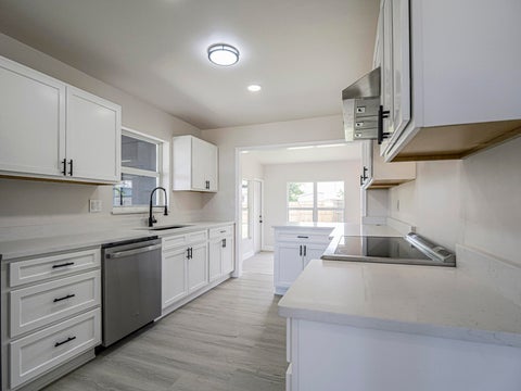 Tiny photo for 375 Manly Avenue, Sebastian, FL 32958 (MLS # B26089866)