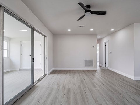 Tiny photo for 375 Manly Avenue, Sebastian, FL 32958 (MLS # B26089866)