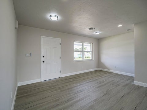 Tiny photo for 375 Manly Avenue, Sebastian, FL 32958 (MLS # B26089866)