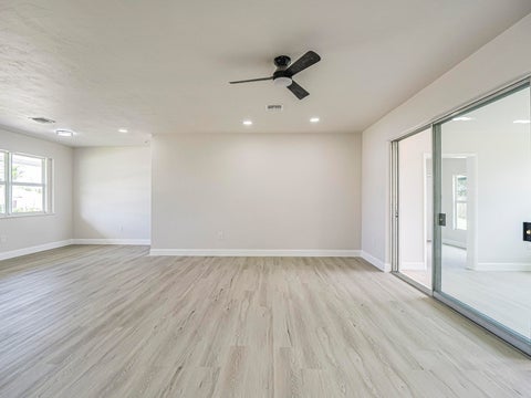 Tiny photo for 375 Manly Avenue, Sebastian, FL 32958 (MLS # B26089866)