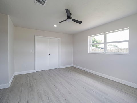 Tiny photo for 375 Manly Avenue, Sebastian, FL 32958 (MLS # B26089866)
