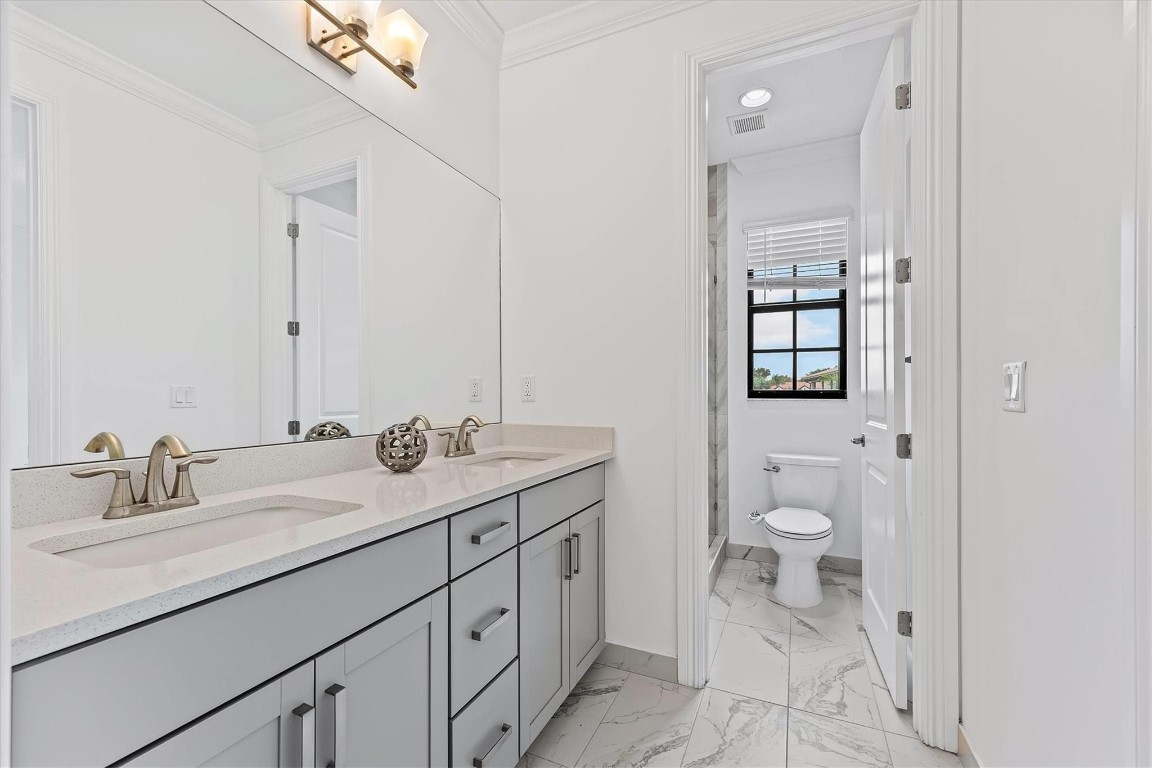 PEMBROKE LAKES SOUTH - Residential