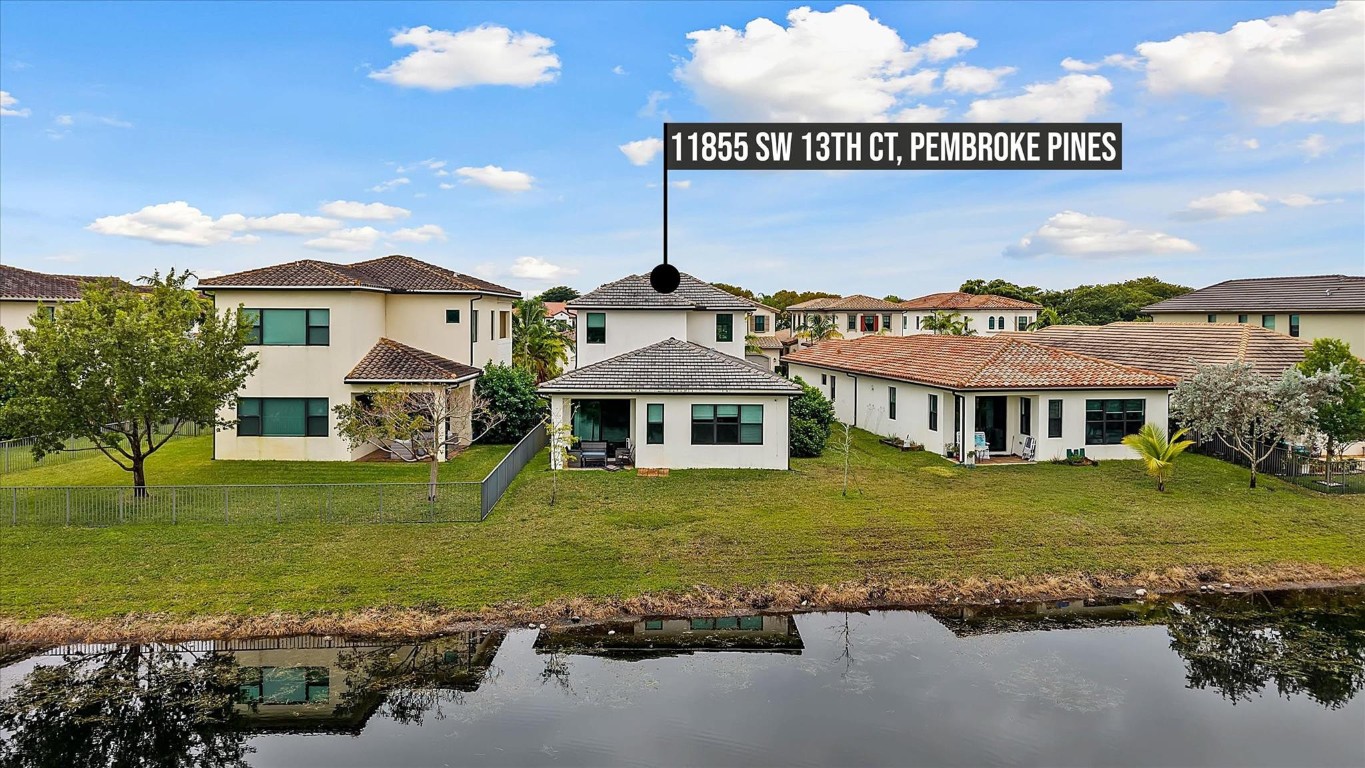 PEMBROKE LAKES SOUTH - Residential