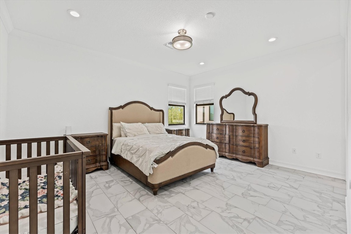 PEMBROKE LAKES SOUTH - Residential