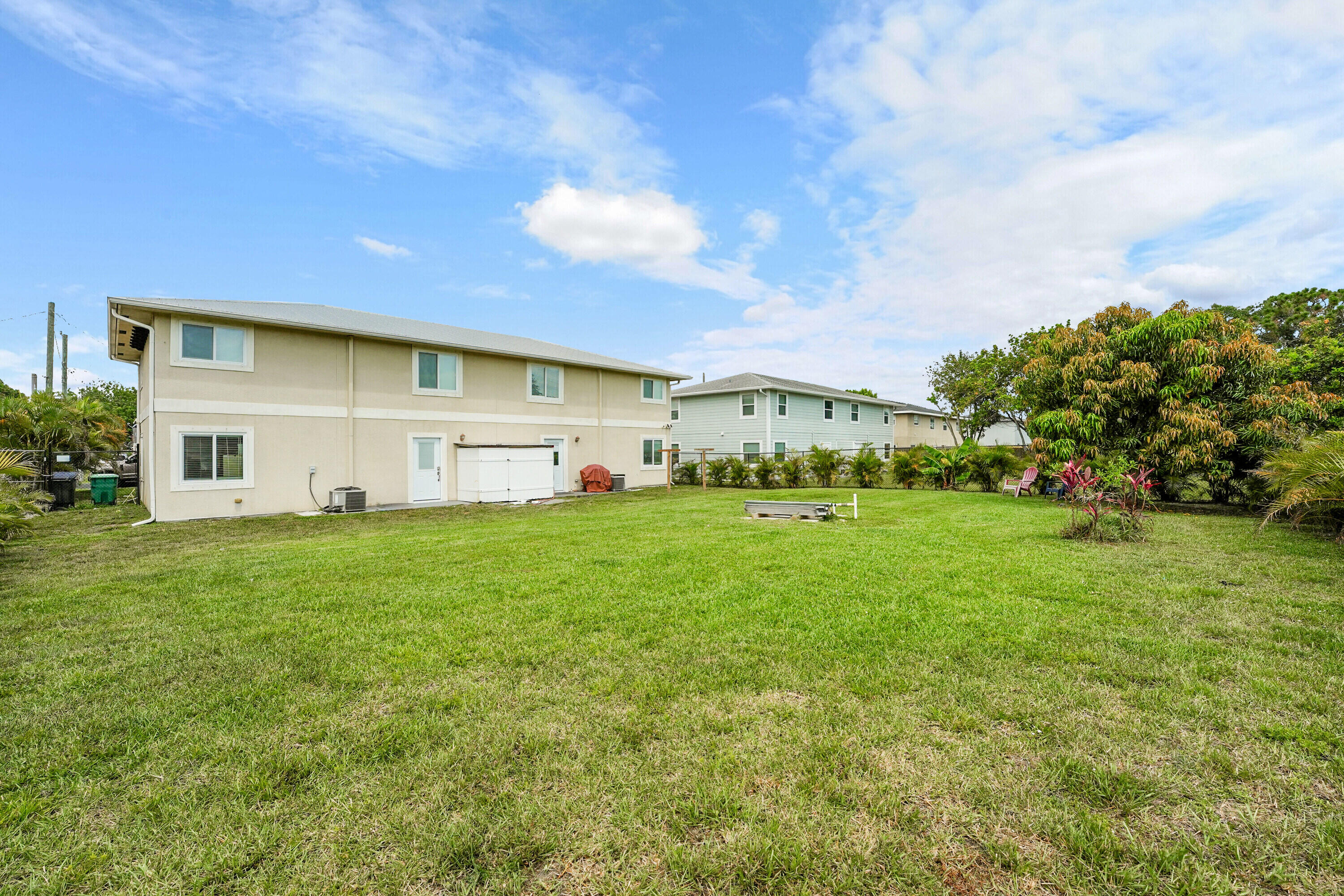 SAN LUCIE PLAZA SUBDIVISION UNIT 1 - Residential Income