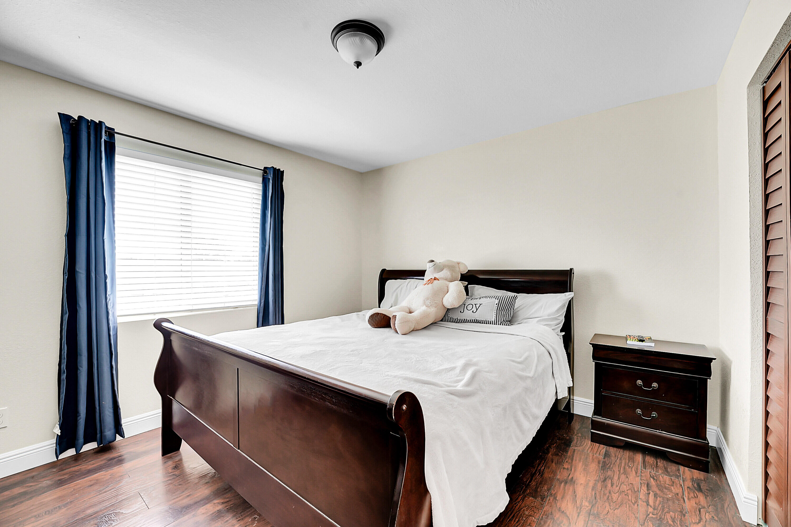 SAN LUCIE PLAZA SUBDIVISION UNIT 1 - Residential Income