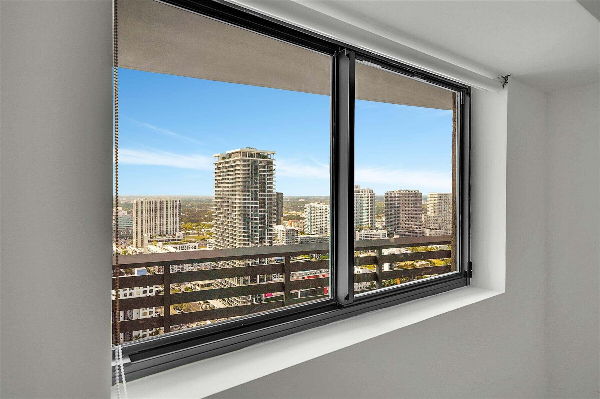 Icon Bay - Residential