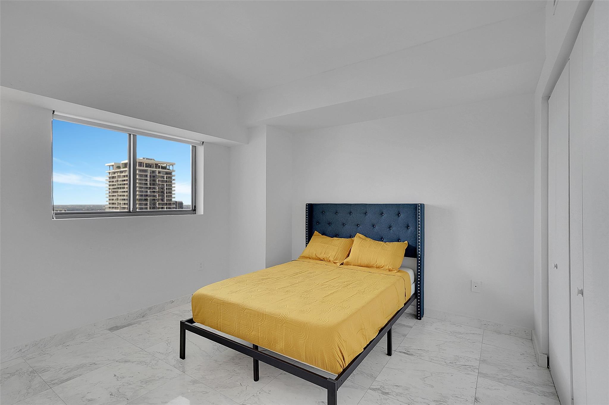 Icon Bay - Residential