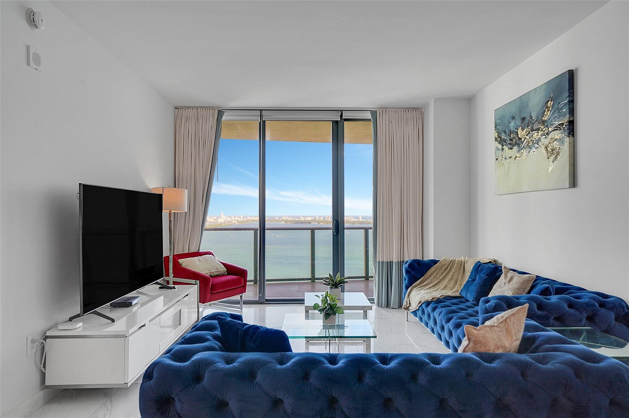 Icon Bay - Residential