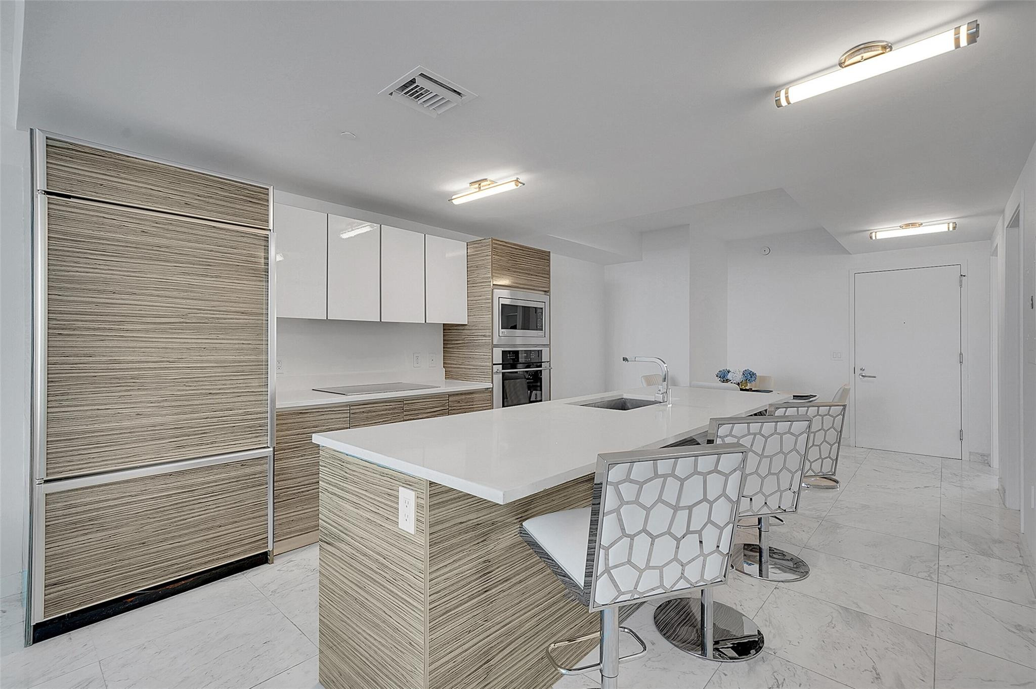 460 NE 28th Street 3407