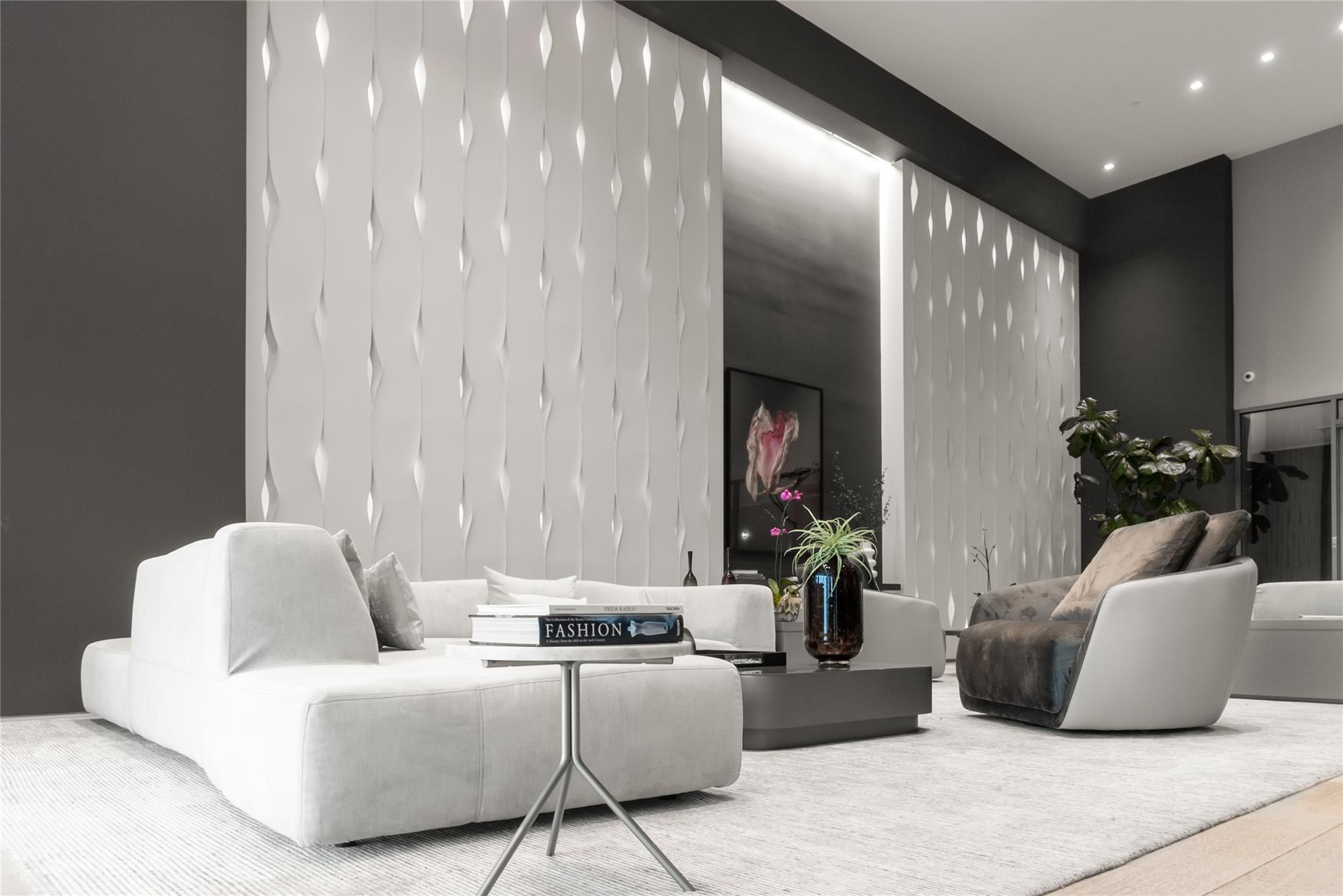 Icon Bay - Residential