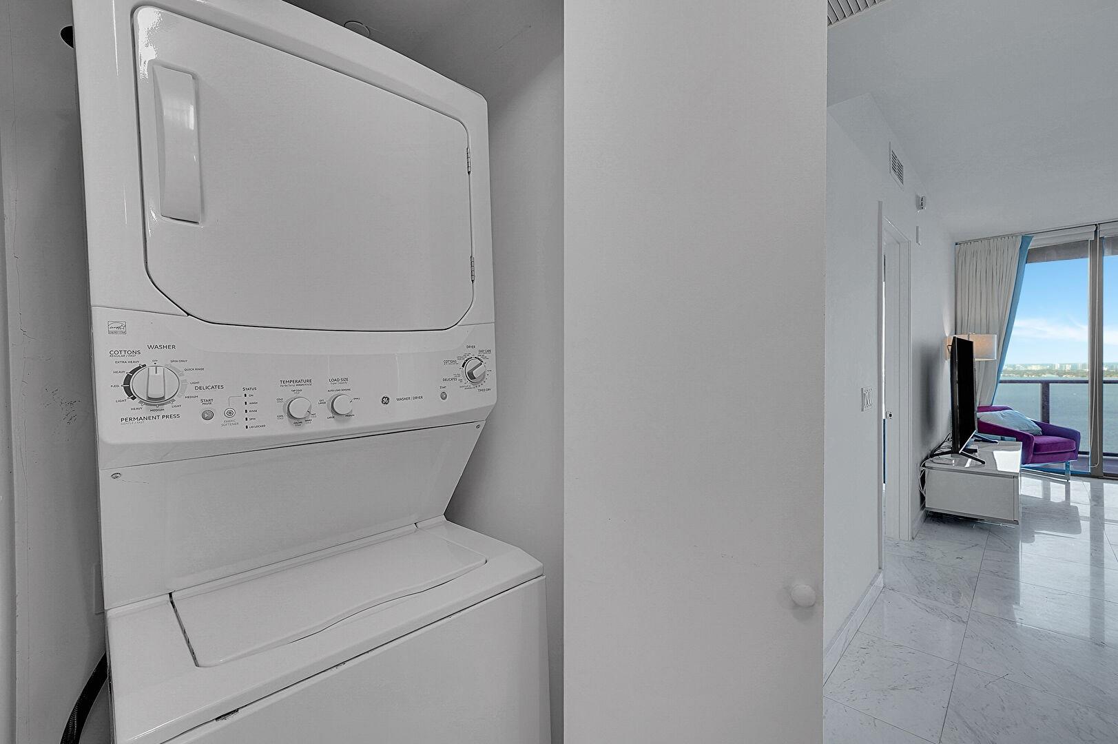 Icon Bay - Residential