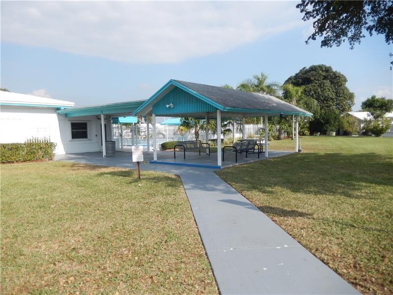Mainlands Of Tamarac Lake - Residential